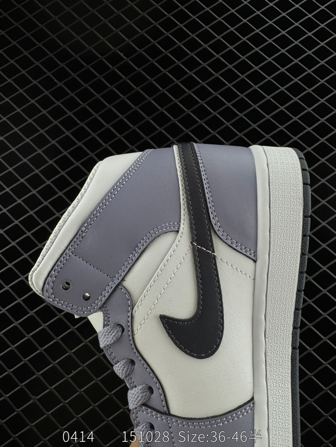 Nike Air Jordan 1 Retro Mid OG AJ